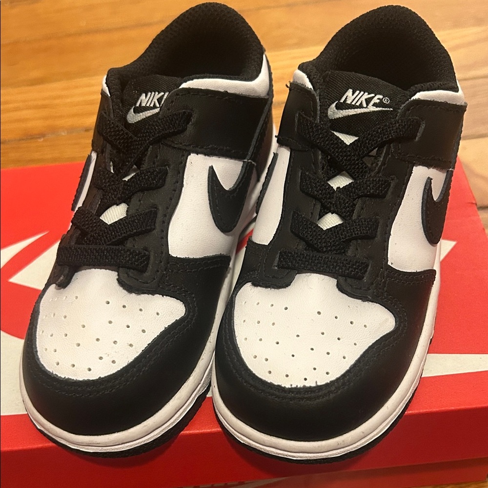 Nike Kids Black and White Sneakers
